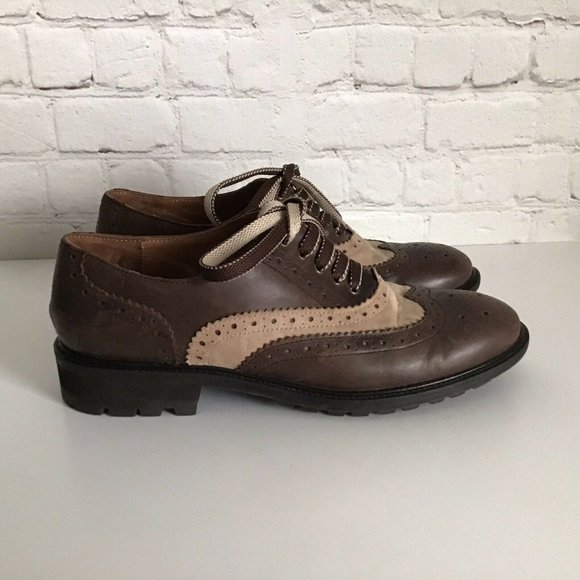 Bata Two Tone Perforated Wingtip Leather Oxfords EU 40 Brown Tan Lug Sole - Picture 5 of 10